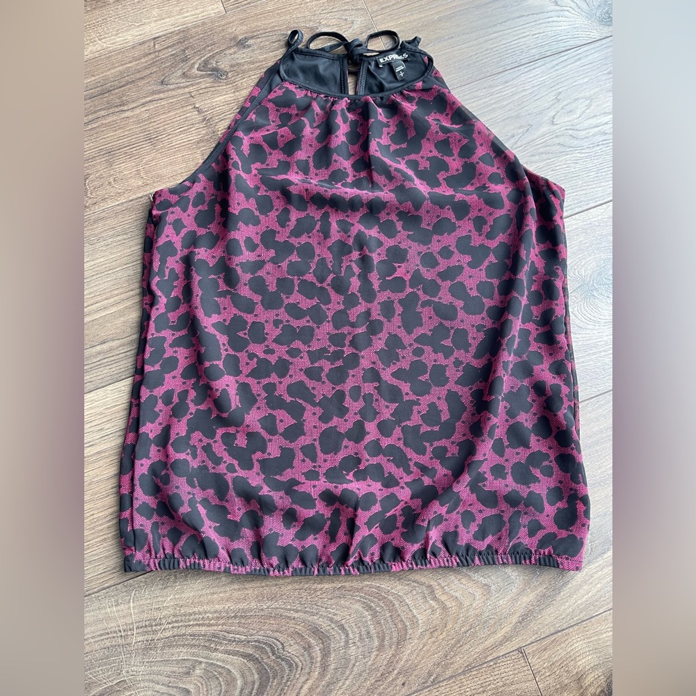 Express Printed Top - Picture 2 of 6